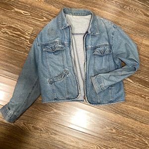 Small vintage crossroads denim jacket - super worn in